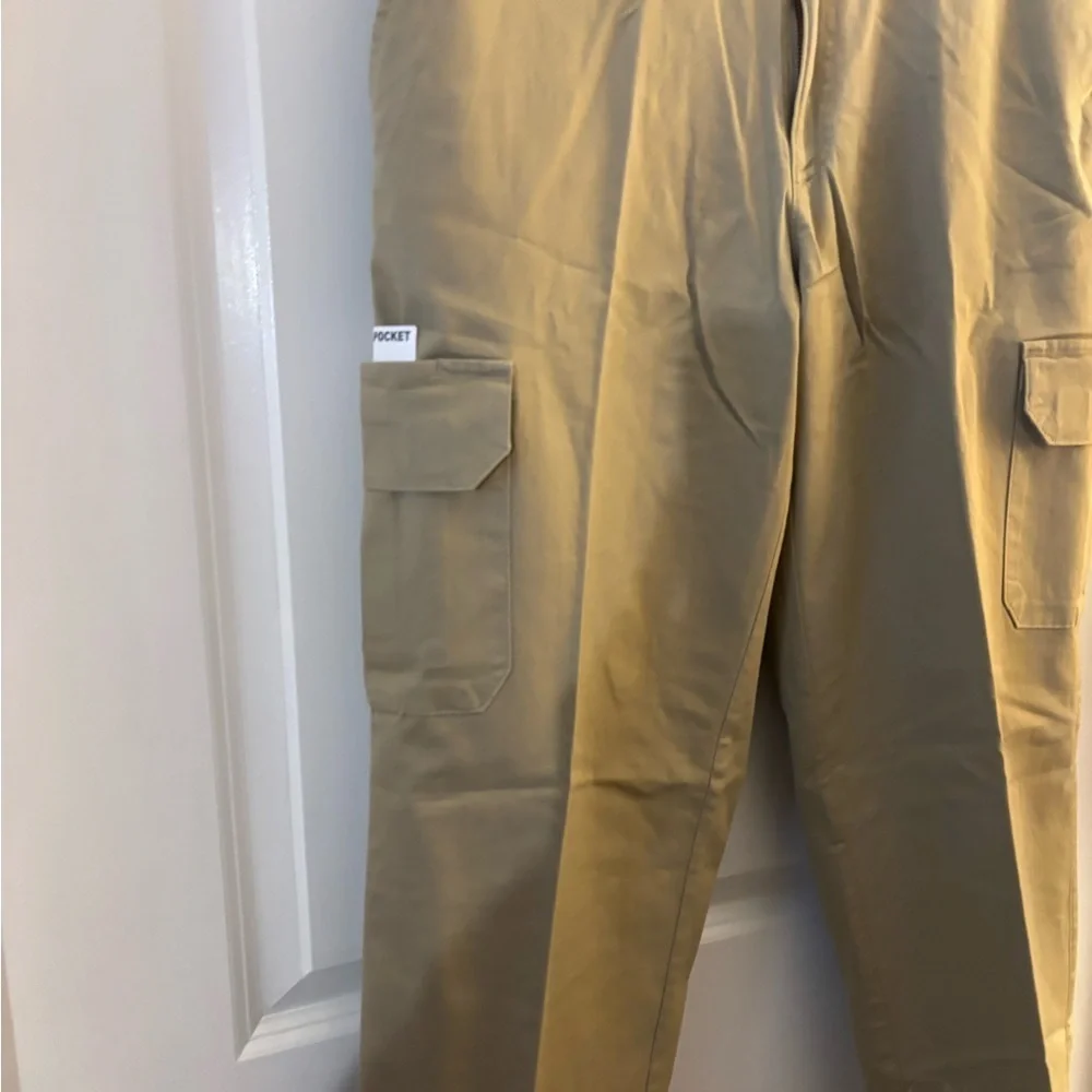 Men's Haggar Tan Stretch Cargo Pants Sz 34X30 NWT_9